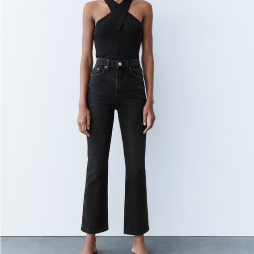 Zara Stovepipe Jean in Black Size 4​